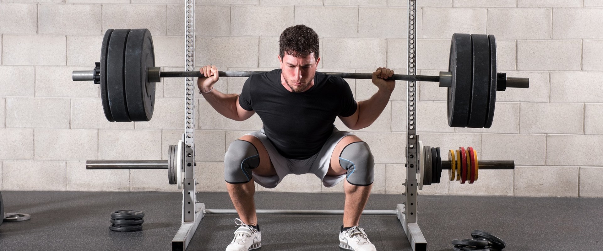 Squats: An In-Depth Look at the Popular Weightlifting Exercise